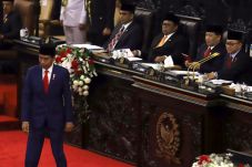 Pamer Rebut Freeport...