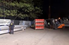 Bea Cukai Priok Stand...