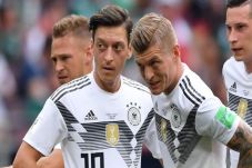 Kroos Tuding Cara Oezil...