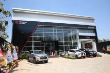 Dealer Kendaraan Penumpang...