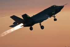 Pentagon: Pilot AS di...