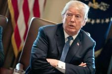 Trump: Dana Bantuan...
