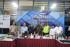 Bea Cukai Pasar Baru...