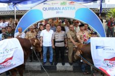 Grup Astra Serahkan...