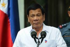 Duterte Disebut Koma,...
