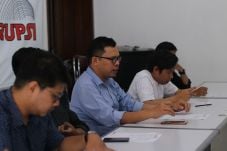 Rotasi Pejabat KPK Dikritik