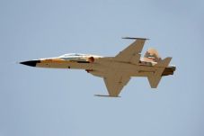 Iran Perkenalkan Jet...