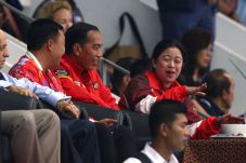 Jokowi Nonton Bareng...