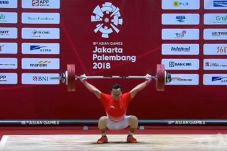 Lifter Triyatno Nyaris...