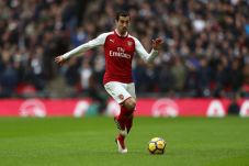 Sering Dikritik, Mkhitaryan...