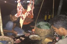 Sate Laler Pantura yang...