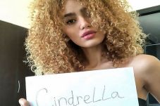 Model Azerbaijan Ini...