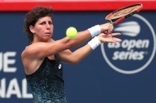 Suarez Navarro Dinaungi...
