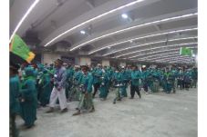 Ratusan Jamaah Minta...