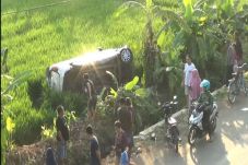 Minibus Rombongan Takziah...