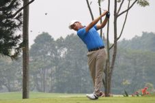 Tim Golf Putra dan Putri...