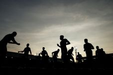 Laga Pekan Ketiga: Susunan...