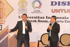 Gatot Nurmantyo Bebaskan...