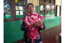 Minum Susu Kemasan Gratis,...