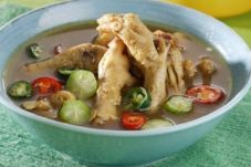 Asem-asem Ceker Ayam...