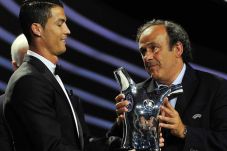 Platini Heran Ronaldo...