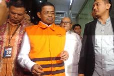 Idrus Marham Ditahan,...
