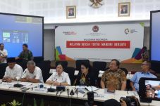 Menko PMK Gelar Rakor...