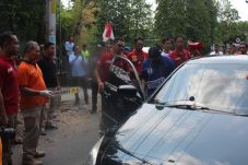 Polisi Kebut Berkas...