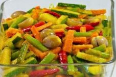 Tips Bikin Acar Kuning...