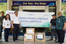 Bantu Lombok, Bandara...