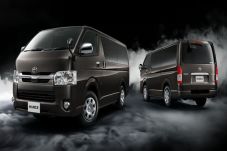 Toyota Siap Lepas Hiace...