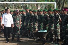 Jokowi Ikut Apel Siaga...