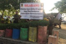 Jadi Parkir Mobil Goyang,...