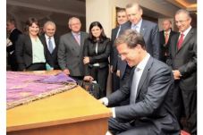 Mark Rutte, Lulusan...