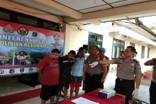 Video Viral Perempuan...