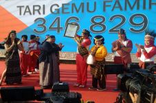 TNI Pecahkan Rekor Dunia...