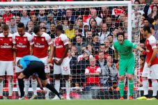 Kiper Watford Bela Blunder...