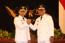 Gubernur Viktor: Jokowi...