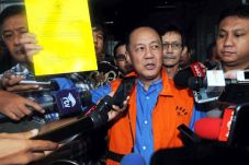 Tuntutan 15 Tahun Bui...