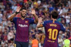 Messi Kangen Trofi Liga...