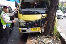 Kecelakaan Lalu Lintas,...