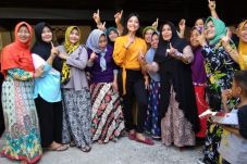 Sambangi Tanah Kelahiran,...