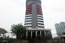 Mangkir dari Panggilan...