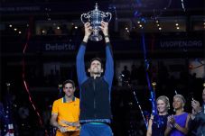 Rebut Grand Slam ke-14,...