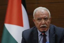 Palestina: Setop Bantuan...