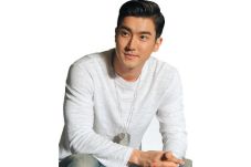 Choi Siwon, Personel...