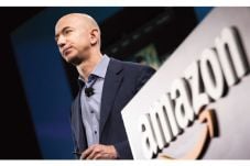 Jeff Bezos Beli 20.000...