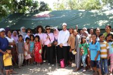 Rayakan HUT DPR, Istri...