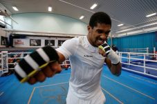 Amir Khan Ragu Anthony...