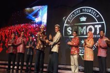 Berubah Menjadi Universitas,...